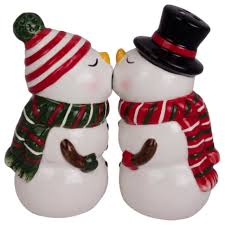 Snow Couple Salt and Pepper Shaker Set – Hand-Painted Ceramic, Magnetic Holiday Figurines 1