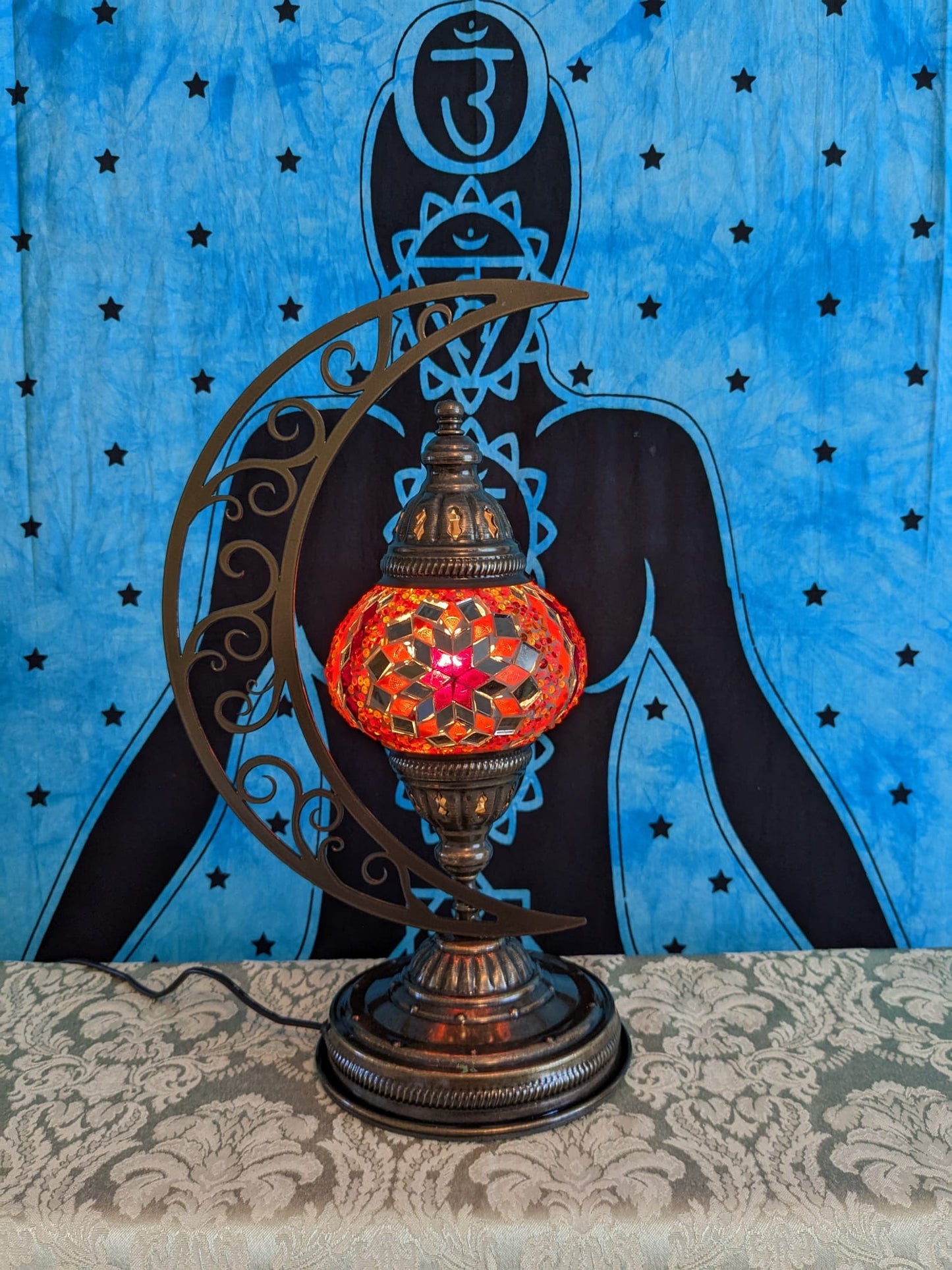 ISTANBUL CRESCENT MOON TABLE LAMP