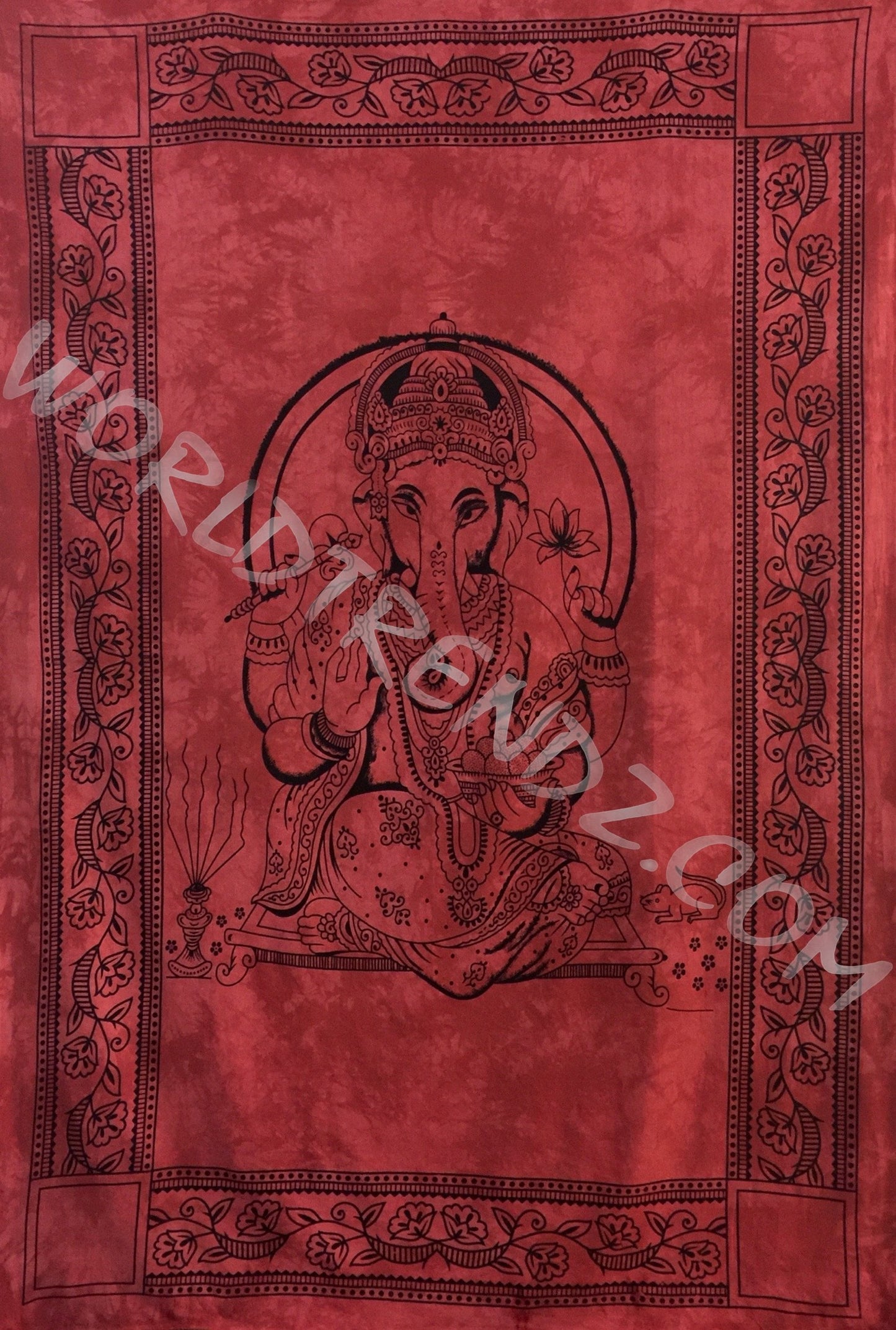 GANESHA TRADITIONAL TAPESTRY RED BACKGROUND