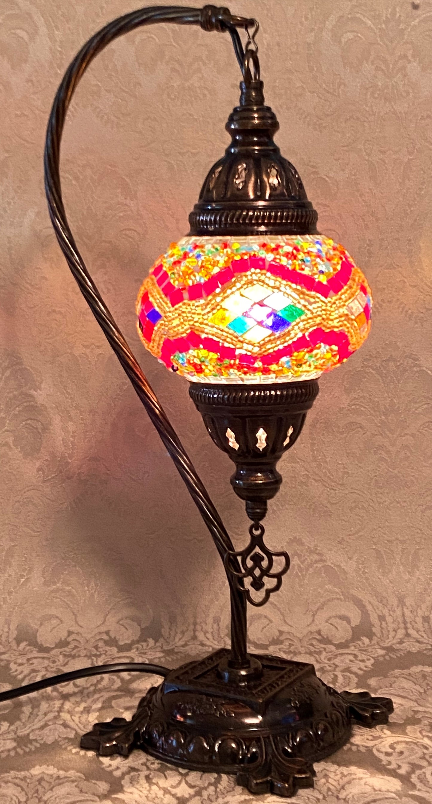 CAMEL NECK TABLE LAMP DB2 RAINBOW
