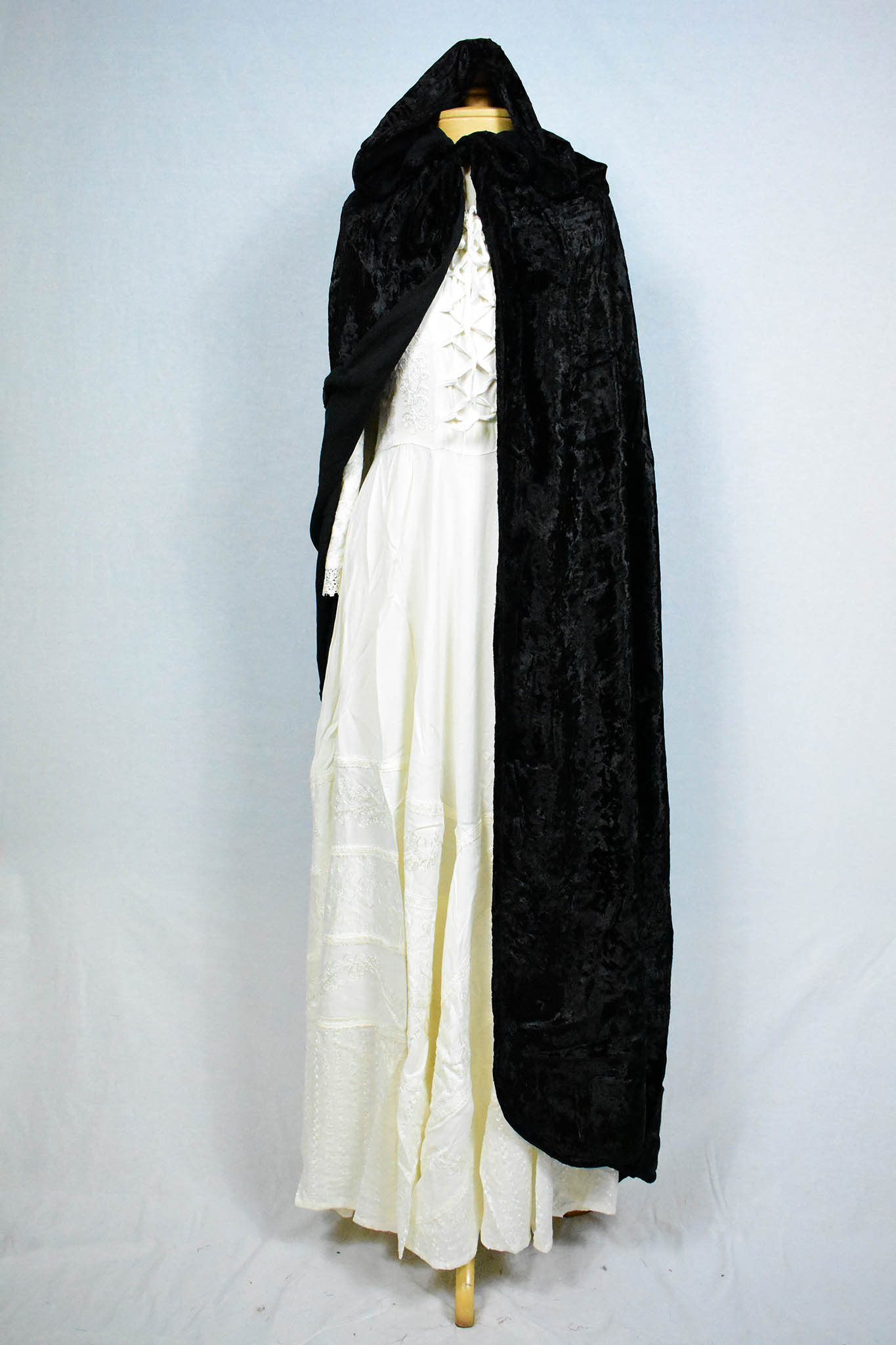 Magic Velvet Cloak Black S/M Different View