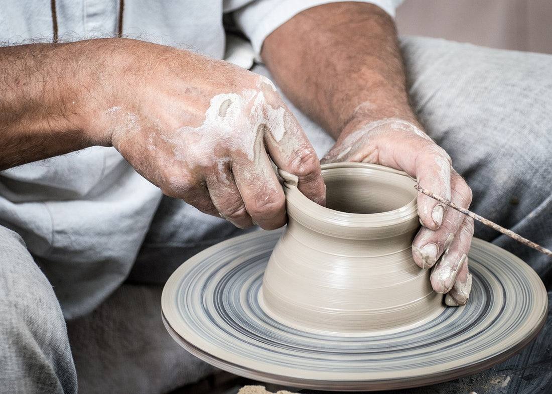 The Potter and the Jeweller: A Tale of Foolishness and Greed
