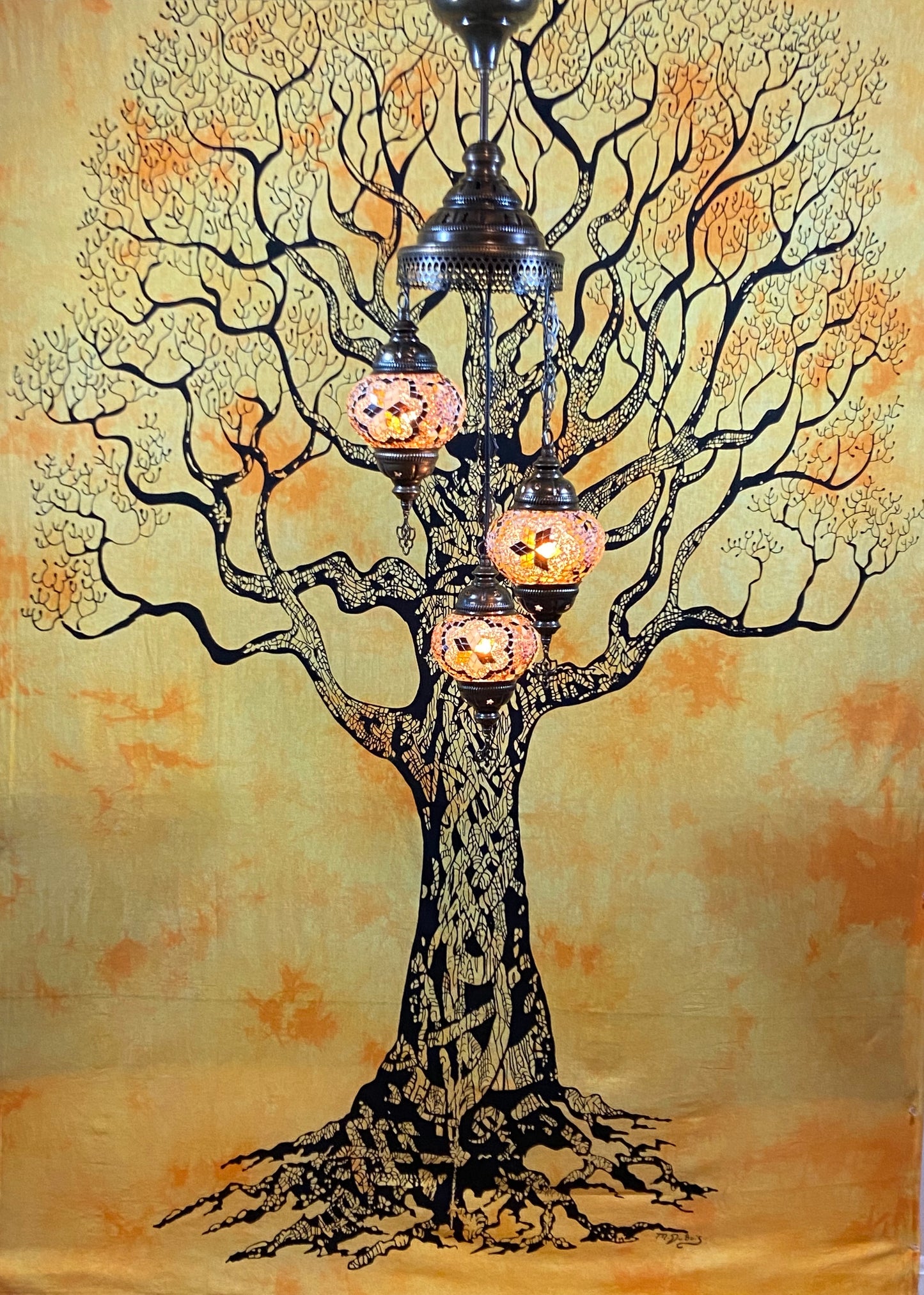 3 GLOBES CHANDELIER AMBER