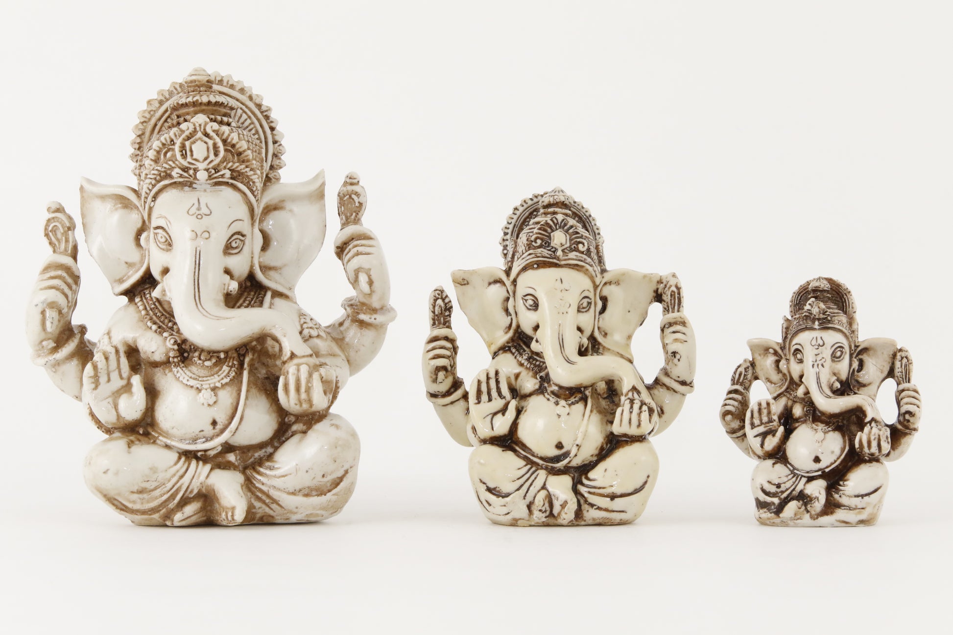 GANESHA AURA STATUE OFFWHITE  SIZE COMAPRISION  FRONT  VIEW