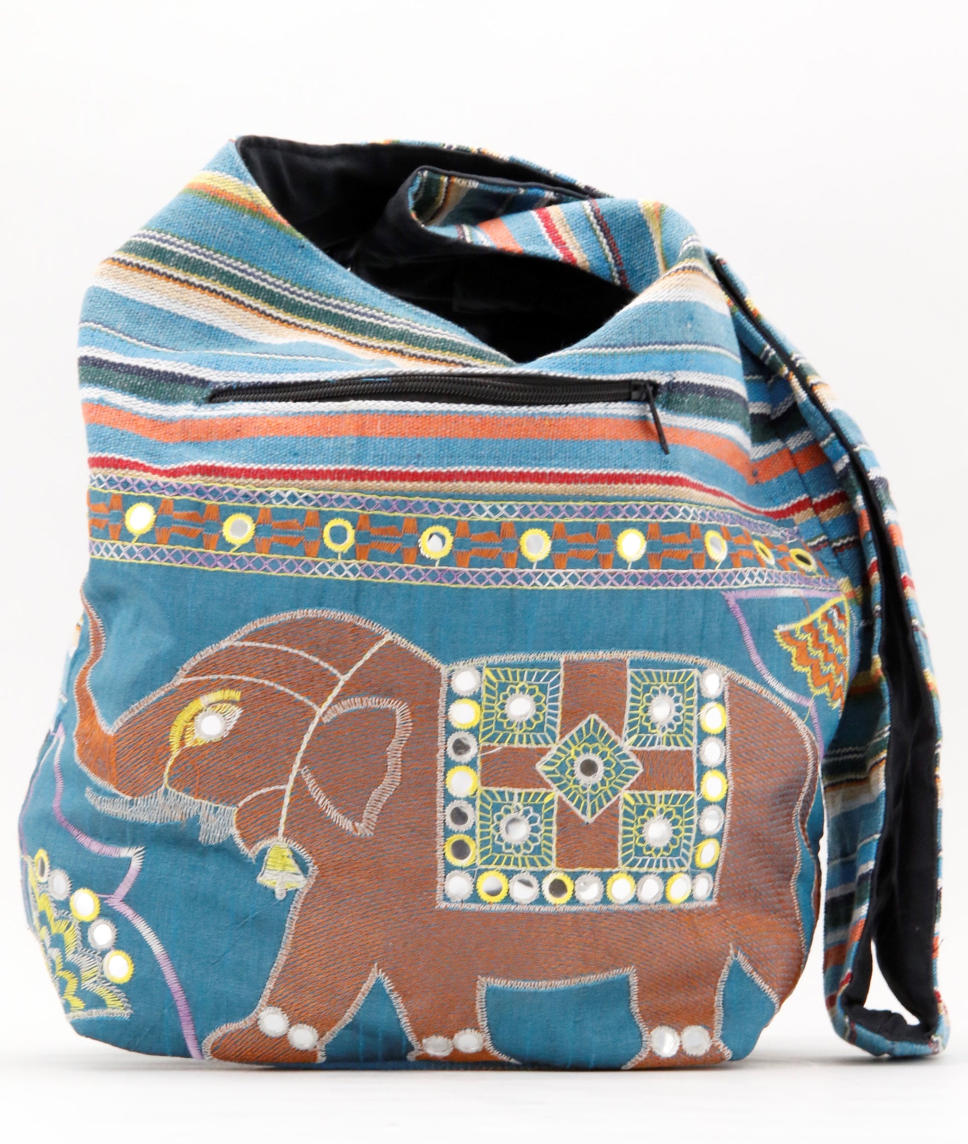 ELEPHANT BAG BROWN WITH BLUE BACKGROUND
