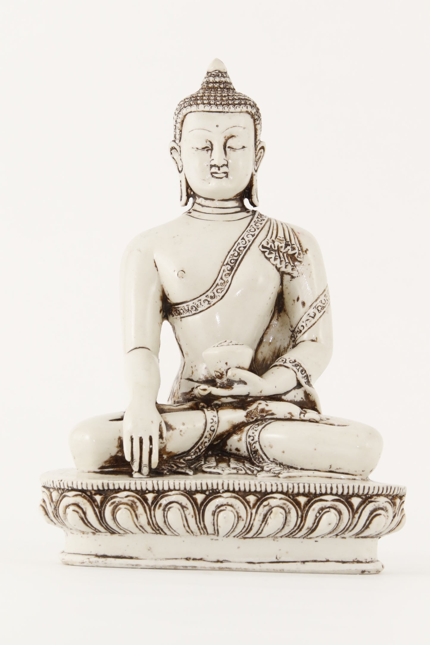 EARTH TOUCHING BUDDHA STATUE OFF-WHITE LARGE FRONT VIEW