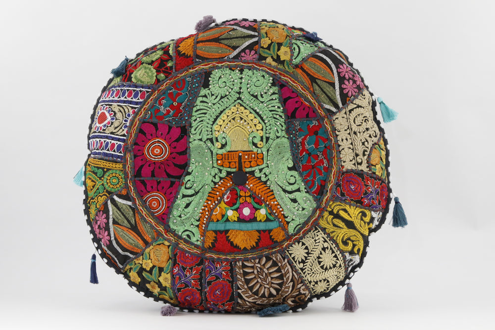 MEDITATION CUSHION BLACK EMBROIDERED ROUND FRONT VIEW