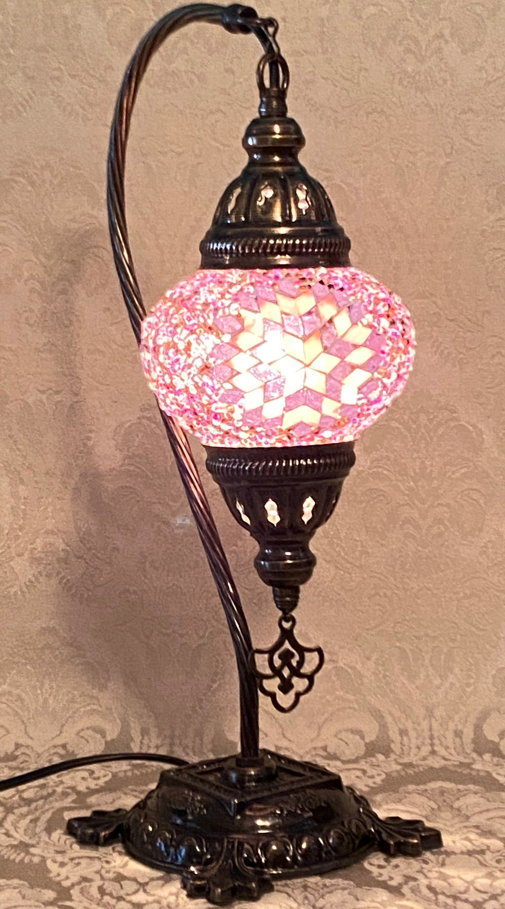CAMEL NECK TABLE LAMP DB2 LAVENDER