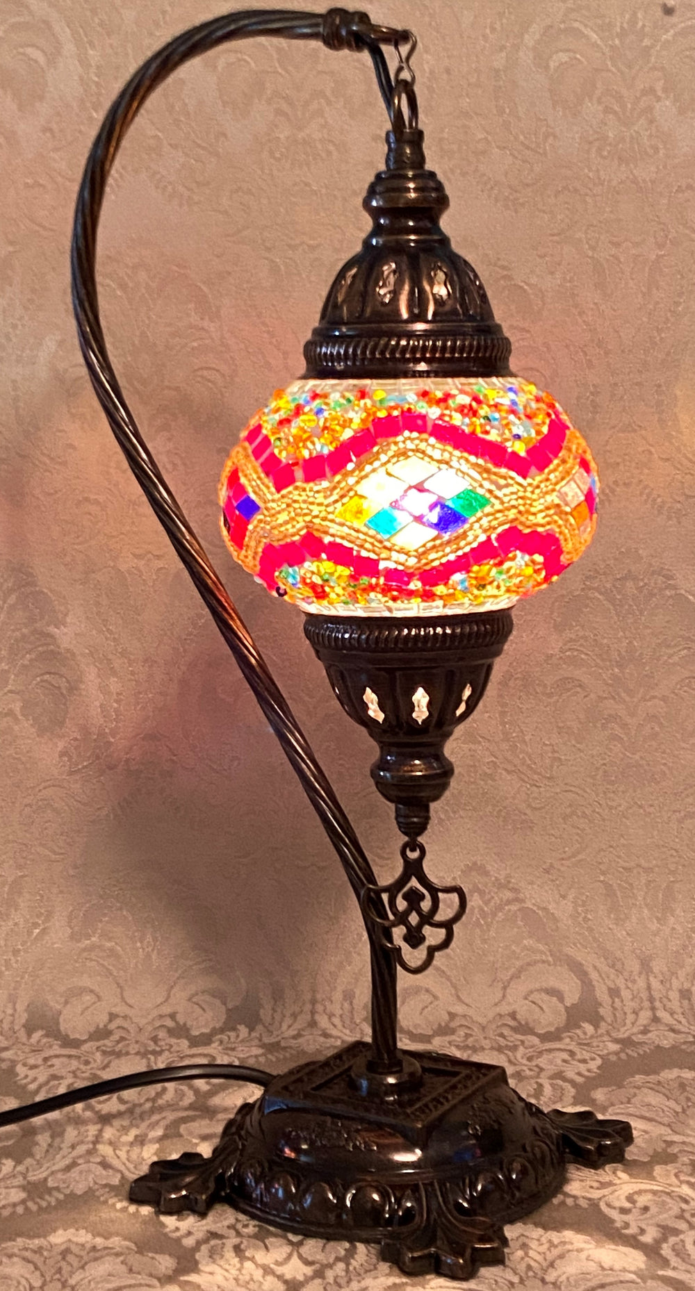 CAMEL NECK TABLE LAMP DB2 RAINBOW