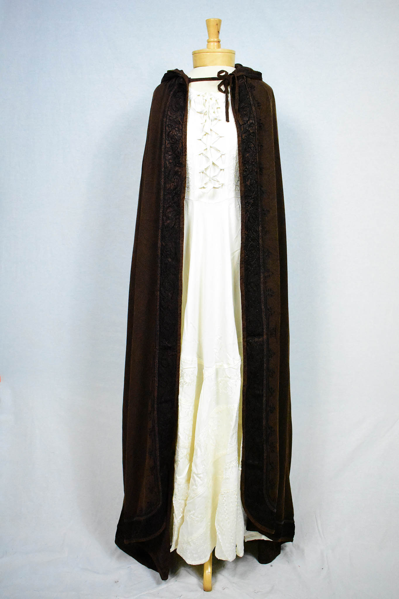 Magic Rayon Cloak Brown S/M