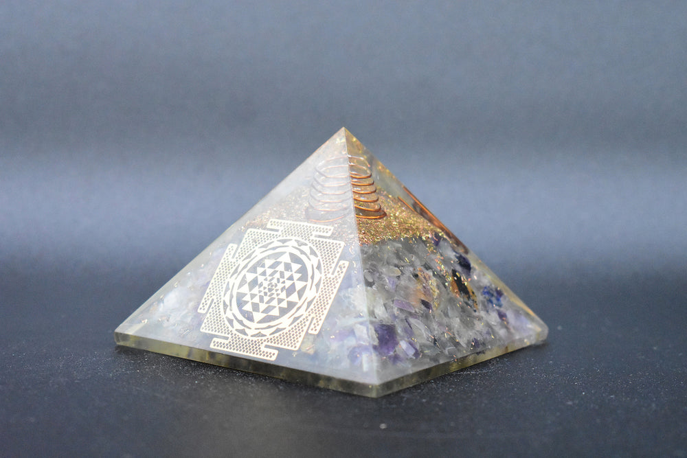 Fluorite Small Pyramid Yantra Symbol