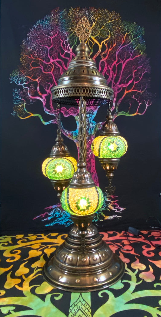 3 GLOBES TABLE LAMP GREEN