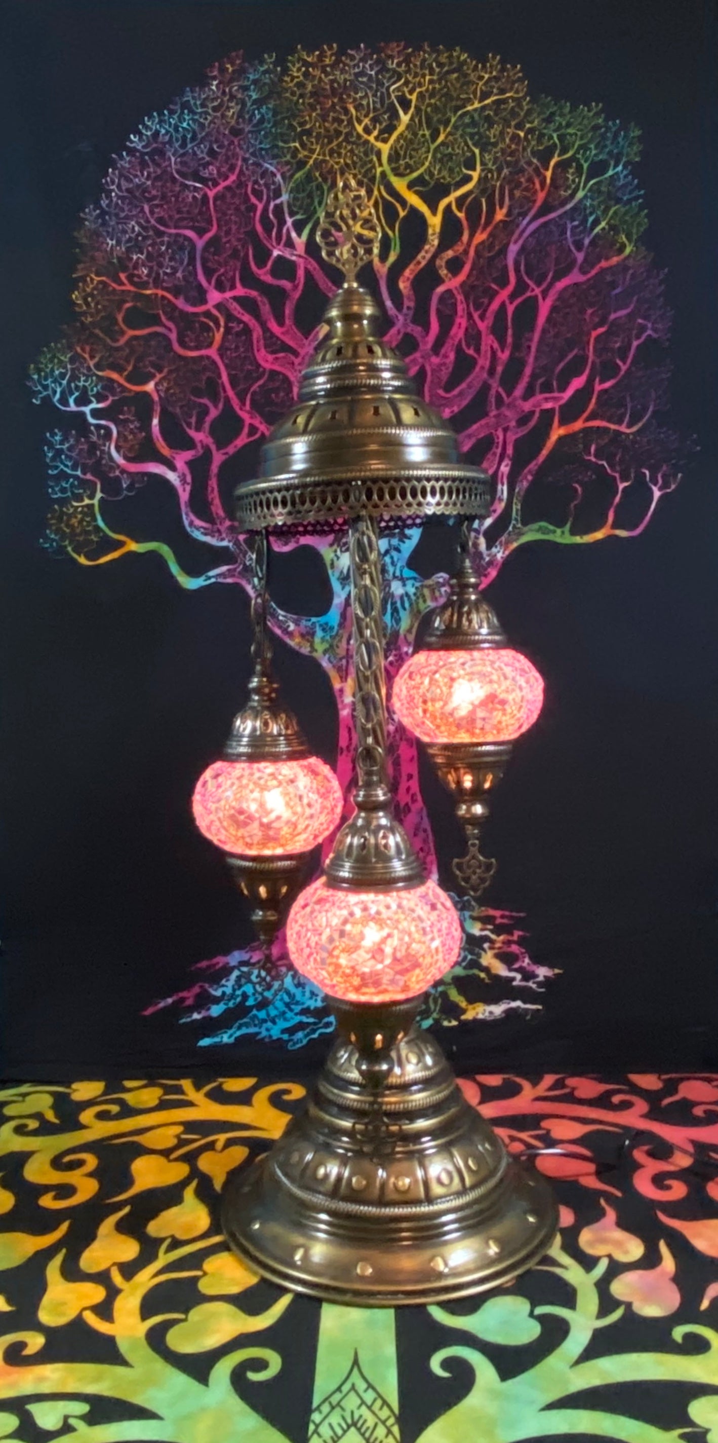 3 GLOBES TABLE LAMP LAVENDER