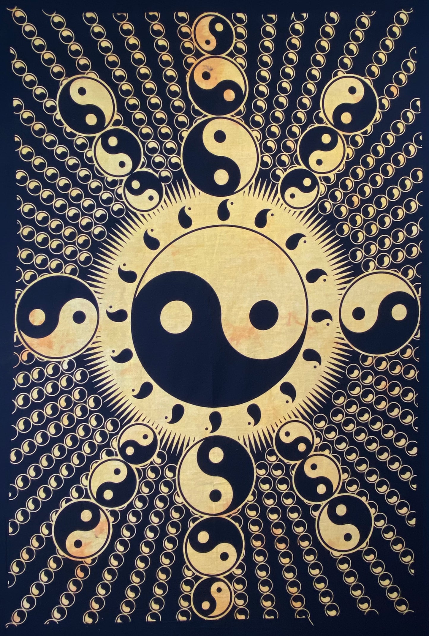 YIN YANG SUN BUBBLE TAPESTRY POSTER SIZE YELLOW